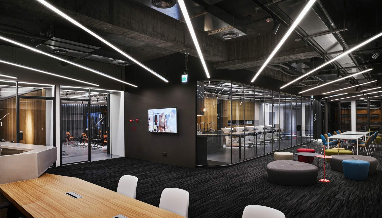 Innovation Office Interior Design Vietnam